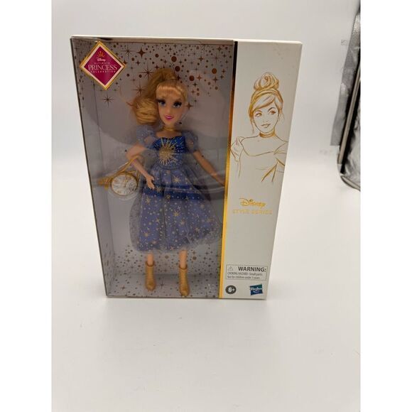 Hasbro Disney Kids Princess Style Series Cinderella Doll Toy Christmas Gift NWT - Picture 1 of 2